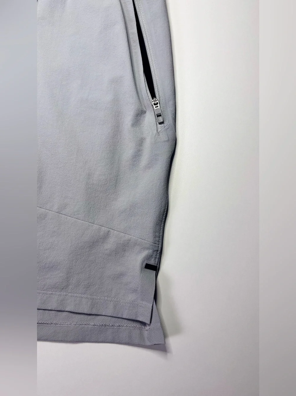 Lululemon License to Train Lined 7” Shorts Gray Men’s Medium